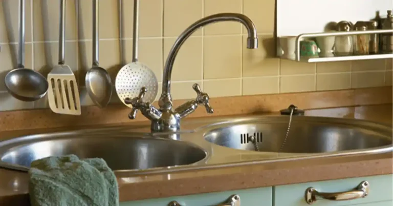 what is the best material for the kitchen sink featured image
