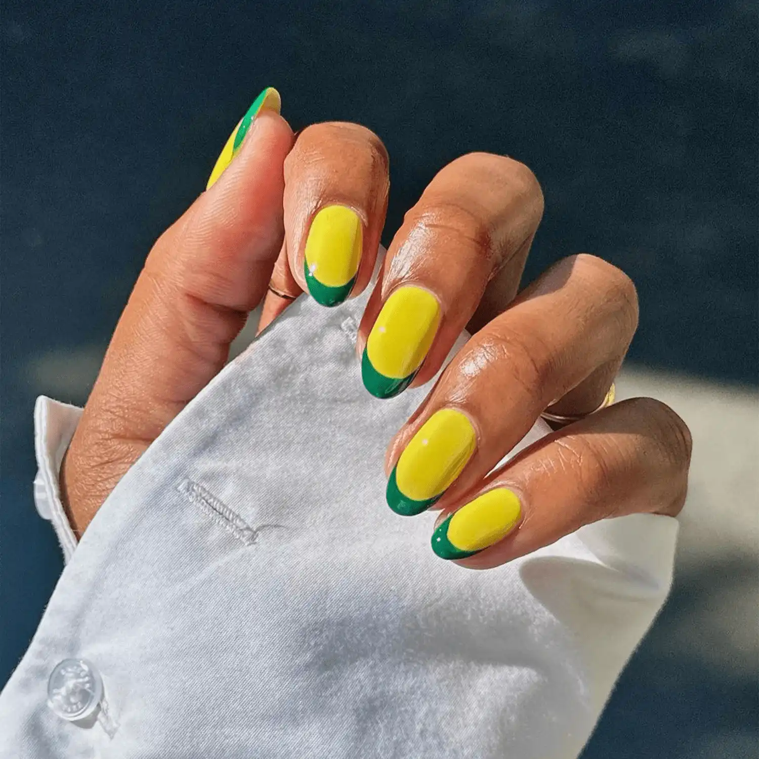 Groovy Green & Yellow Nails
