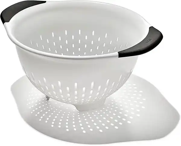 OXO-Good-Grips-3-QT-Plastic-Colander